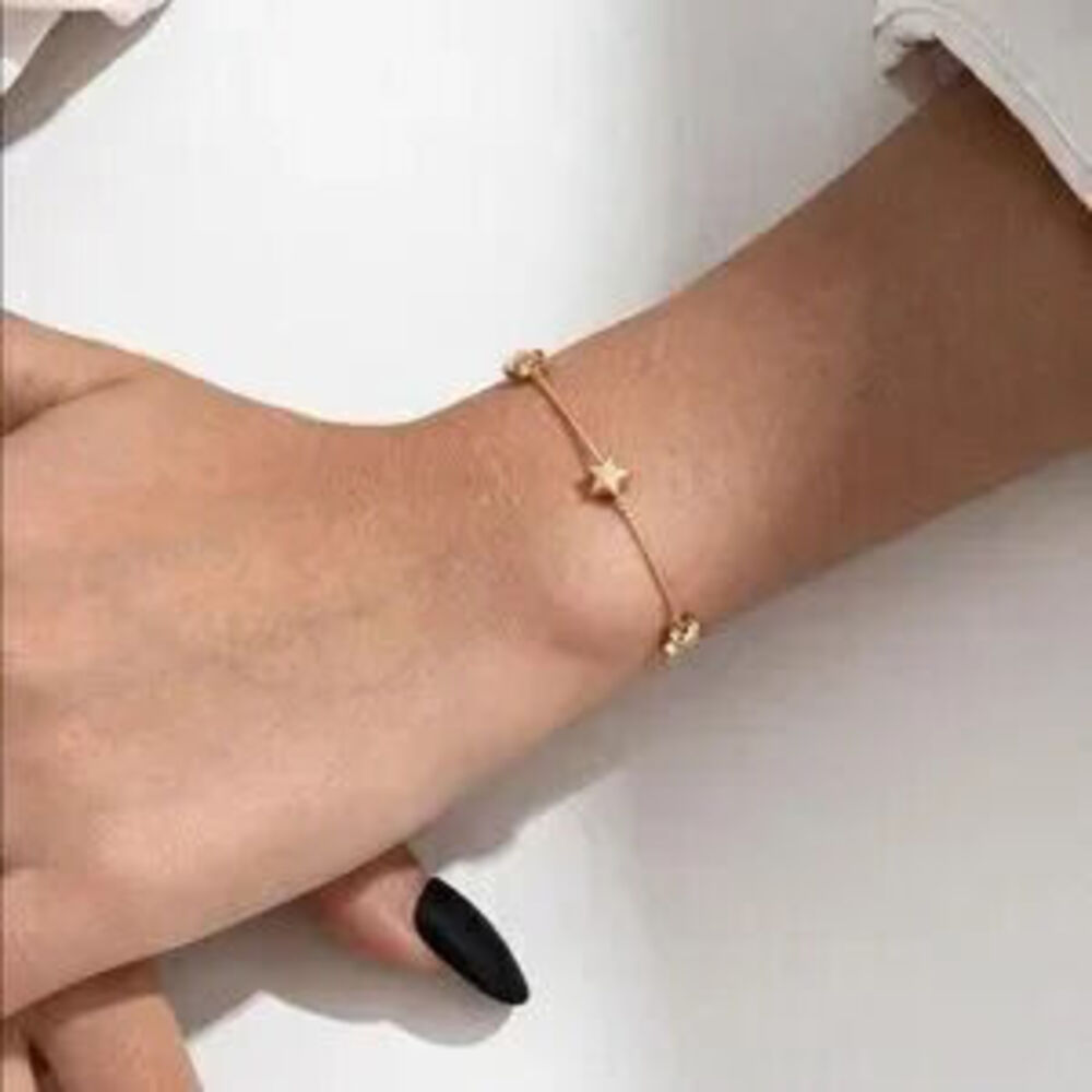 Gold Star Charm Bracelet